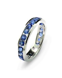 Ring mit blauen Steinen Weißgold