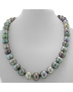 moderner Perlenschmuck sportlicher Perlschmuck Halskette Perlenkette online kaufen