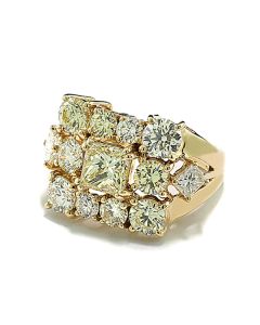 Diamanten-Ring 5,10 carat davon 1 Solitär 1,41 carat, weiß und fancy gelb, mit Gutachten, 750-Gelbgold