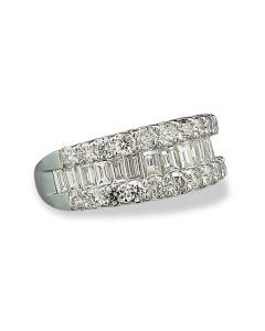 Schmuck mit Diamanten
