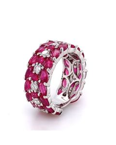 Ring mit Rubinen Onlineshop für hochwertigen Schmuck Caratheum