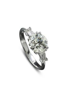 2 Karat Diamant mit guter Expertise