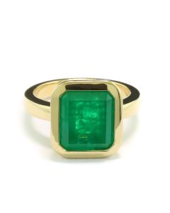 goldener Ring 750er Gold grüner Edelstein